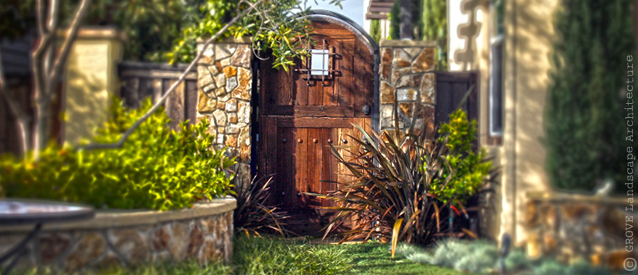 006-gate.jpg